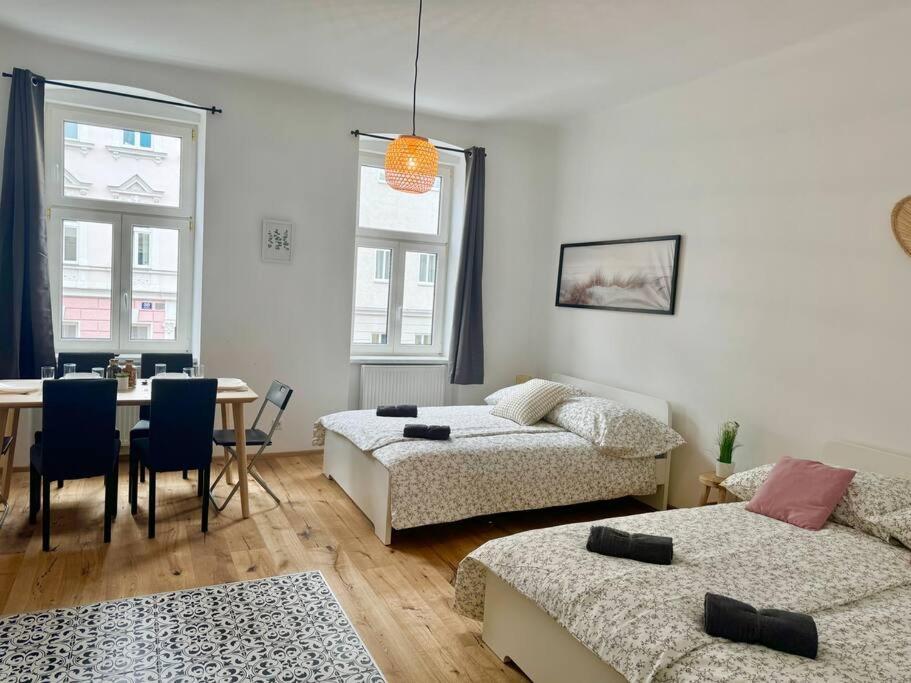 Stylish & Renovated With Free Parking * Wien